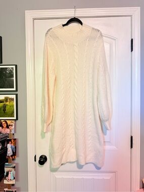 Abercrombie & Fitch Cream Cable Knit Long Sleeve Dress